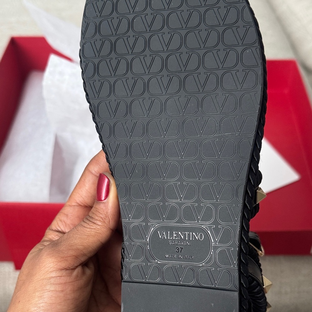 NIB VALENTINO GARAVANI Black Studded Sandal espadrilles size 37 - Picture 9 of 12